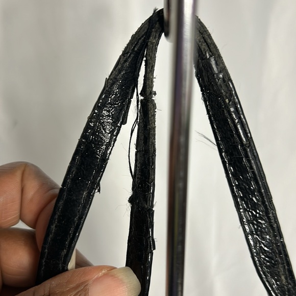 MICHAEL KORS Jet Set Gold Chain Black patent leather tote bag. - Picture 2 of 14